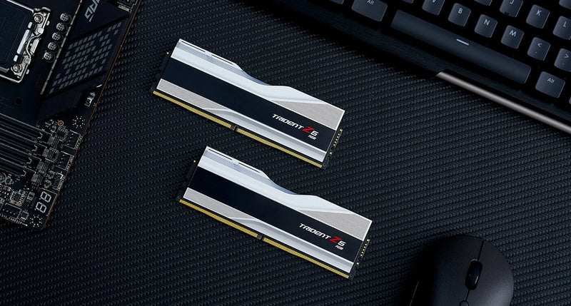 G.SKILL 32GB Kit (2x16GB) Trident Z5 RGB Silver F5-6800J3445G16GX2-TZ5RS DDR5 6800MHz Memory