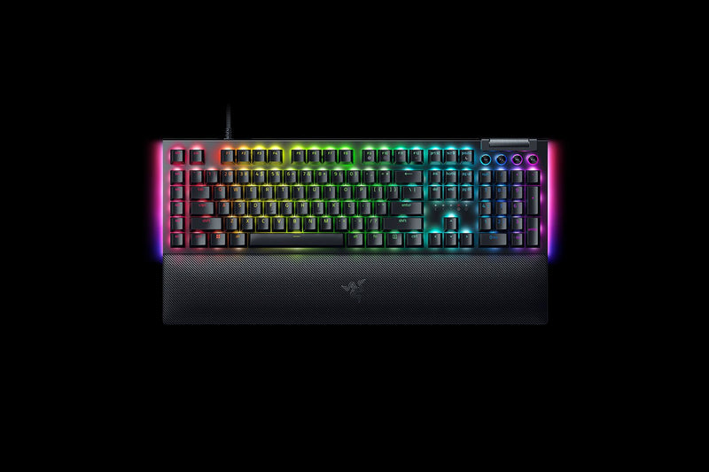 Razer BlackWidow V4 – Yellow-axis mechanical gaming keyboard 