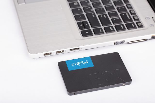 Crucial 1TB BX500 CT1000BX500SSD1 2.5" SATA 6Gb/s SSD